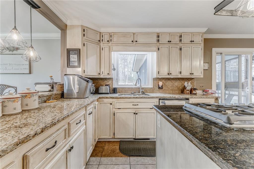 6164 Fairmount Highway Southeast Calhoun, GA 30701 - Photo 13 of 46