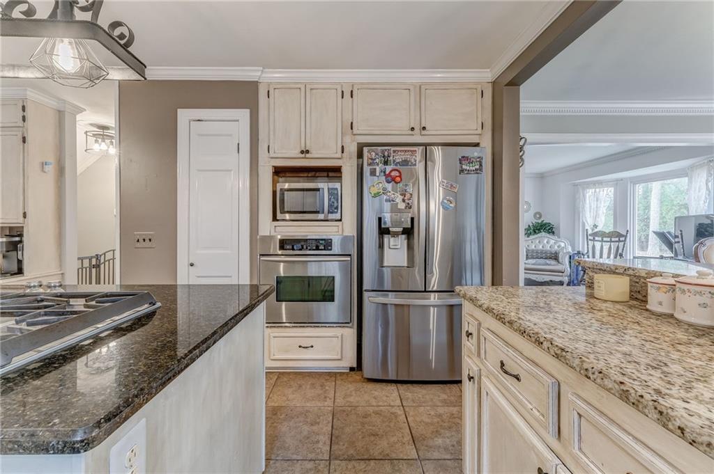 6164 Fairmount Highway Southeast Calhoun, GA 30701 - Photo 15 of 46