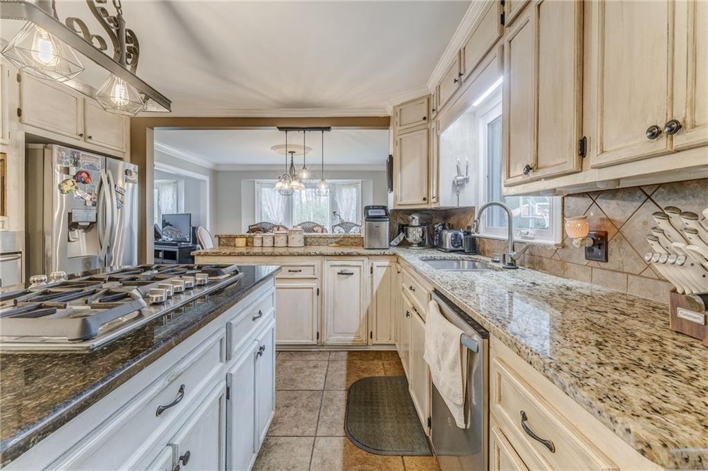 6164 Fairmount Highway Southeast Calhoun, GA 30701 - Photo 17 of 46