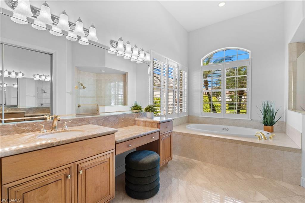 480 Terracina Way Naples, FL 34119 - Photo 26 of 49