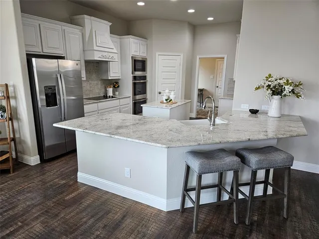 $699,900 | 241 Blythe Road, Van Alstyne, TX 75495