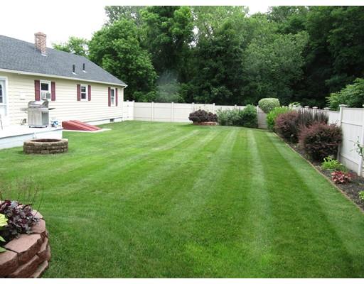 42 Arkwright Road Webster, MA 01570 - Photo 8 of 30 Gallery Image 8
