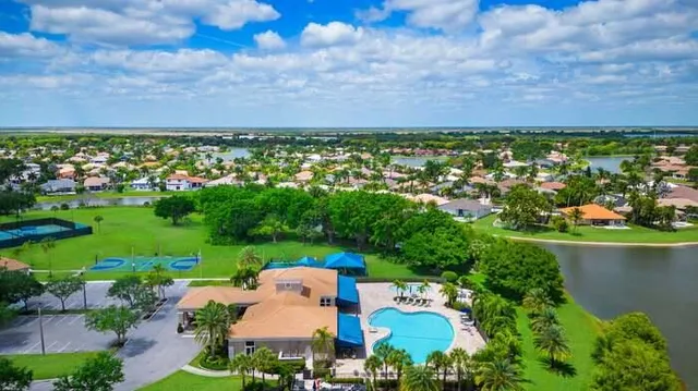 $1,609,000 | 21167 Falls Ridge Way, Boca Raton, FL 33428