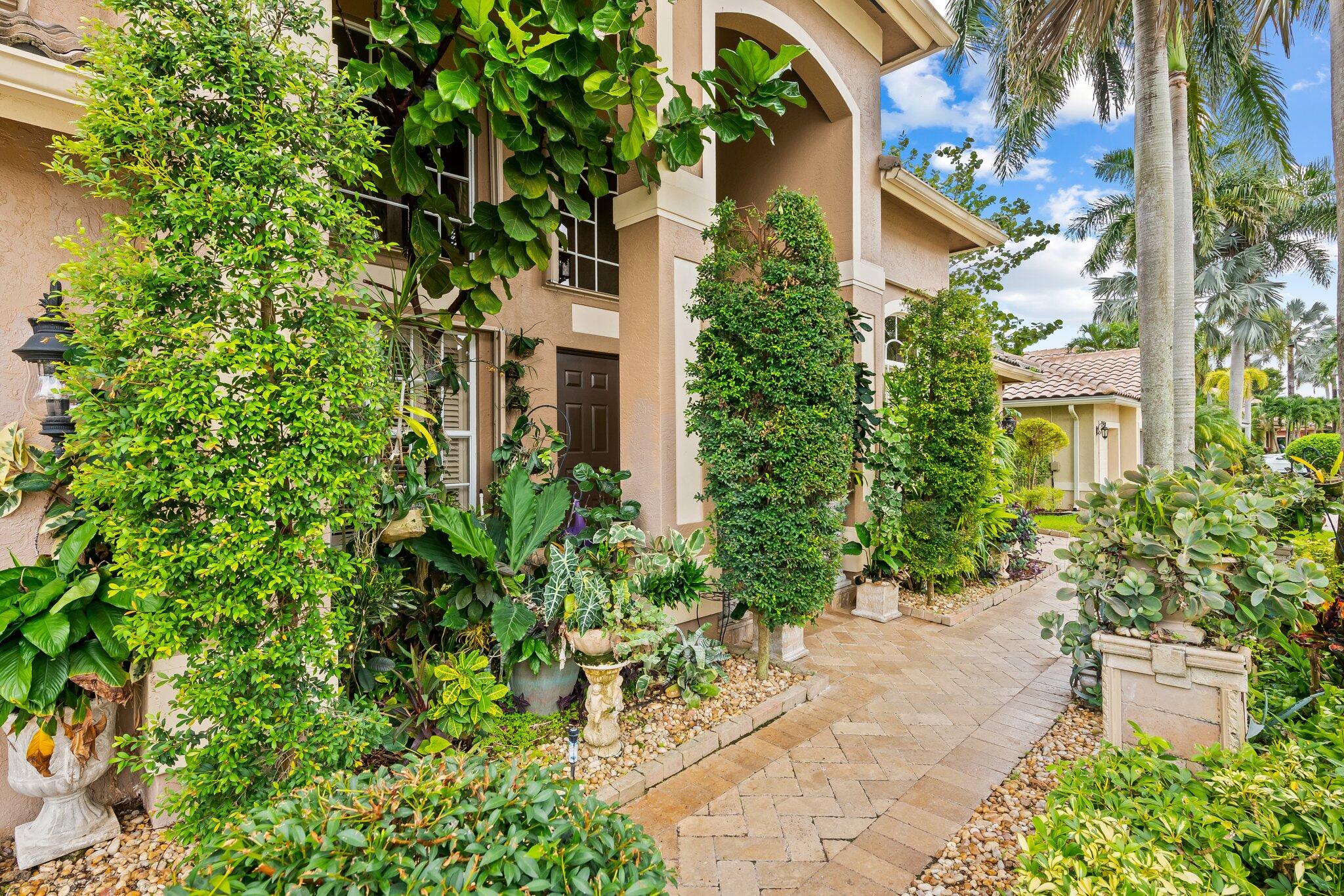 21167 Falls Ridge Way Boca Raton, FL 33428 - Photo 6 of 72 Entrance