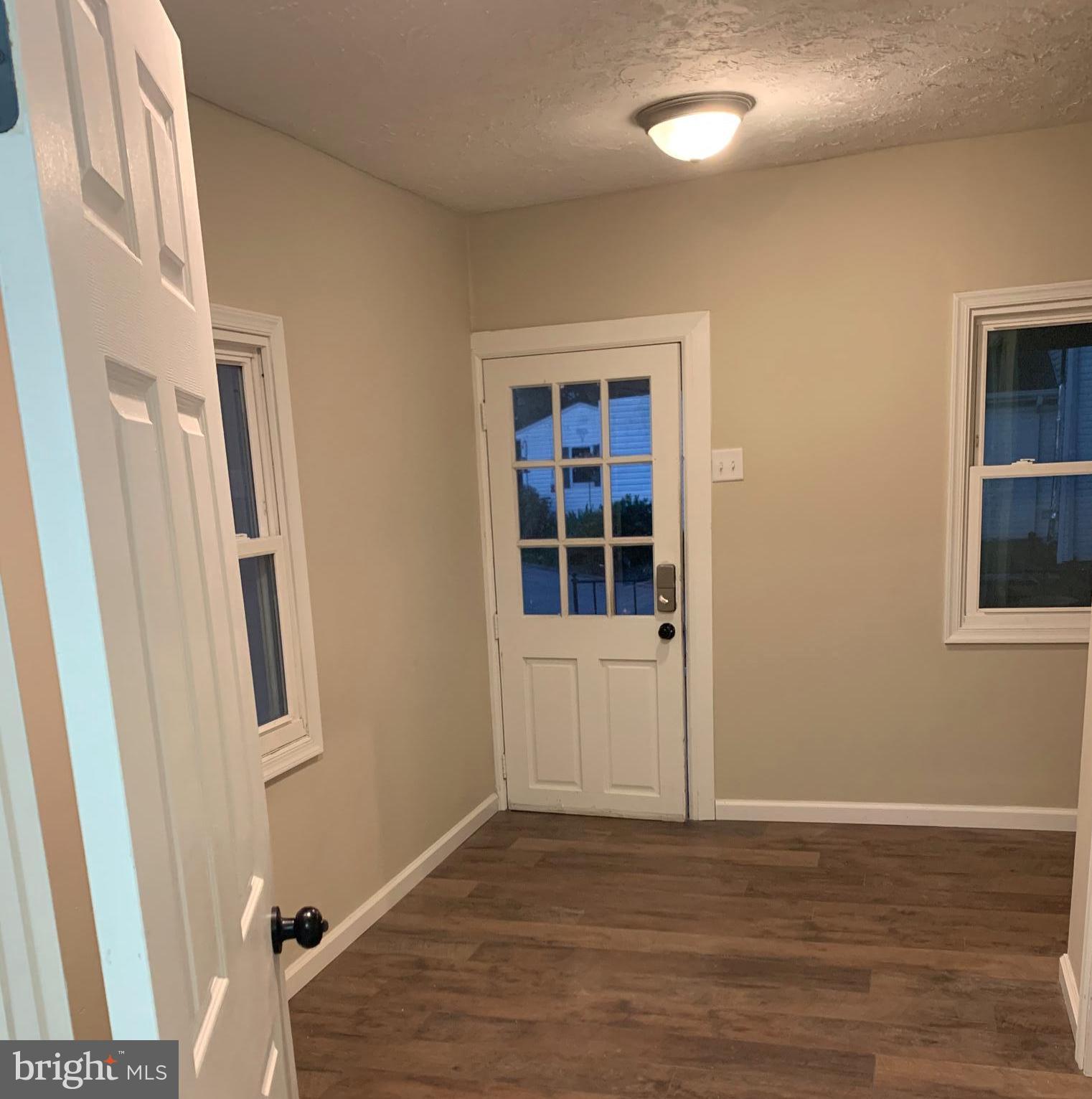 4551 East Prospect Road York, PA 17406 - Photo 4 of 28 Gallery Image 4