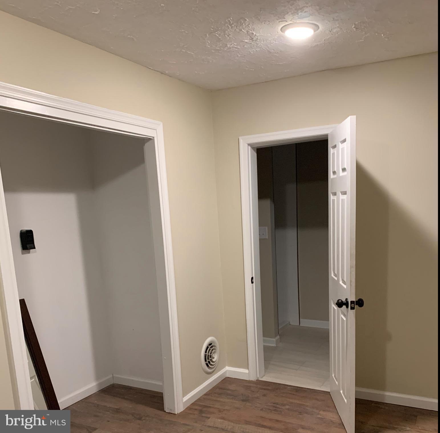 4551 East Prospect Road York, PA 17406 - Photo 6 of 28 Gallery Image 6