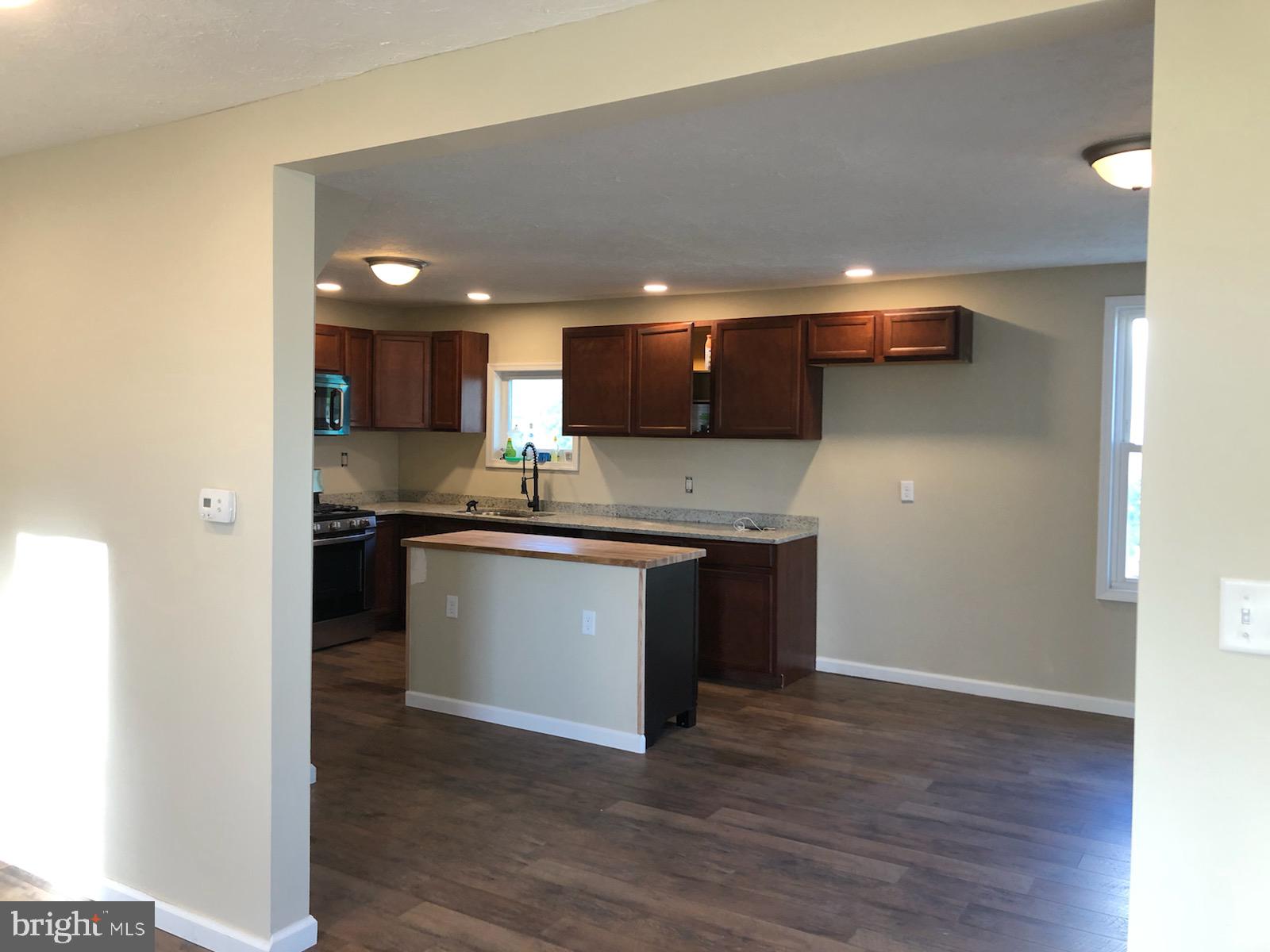 4551 East Prospect Road York, PA 17406 - Photo 10 of 28 Gallery Image 10