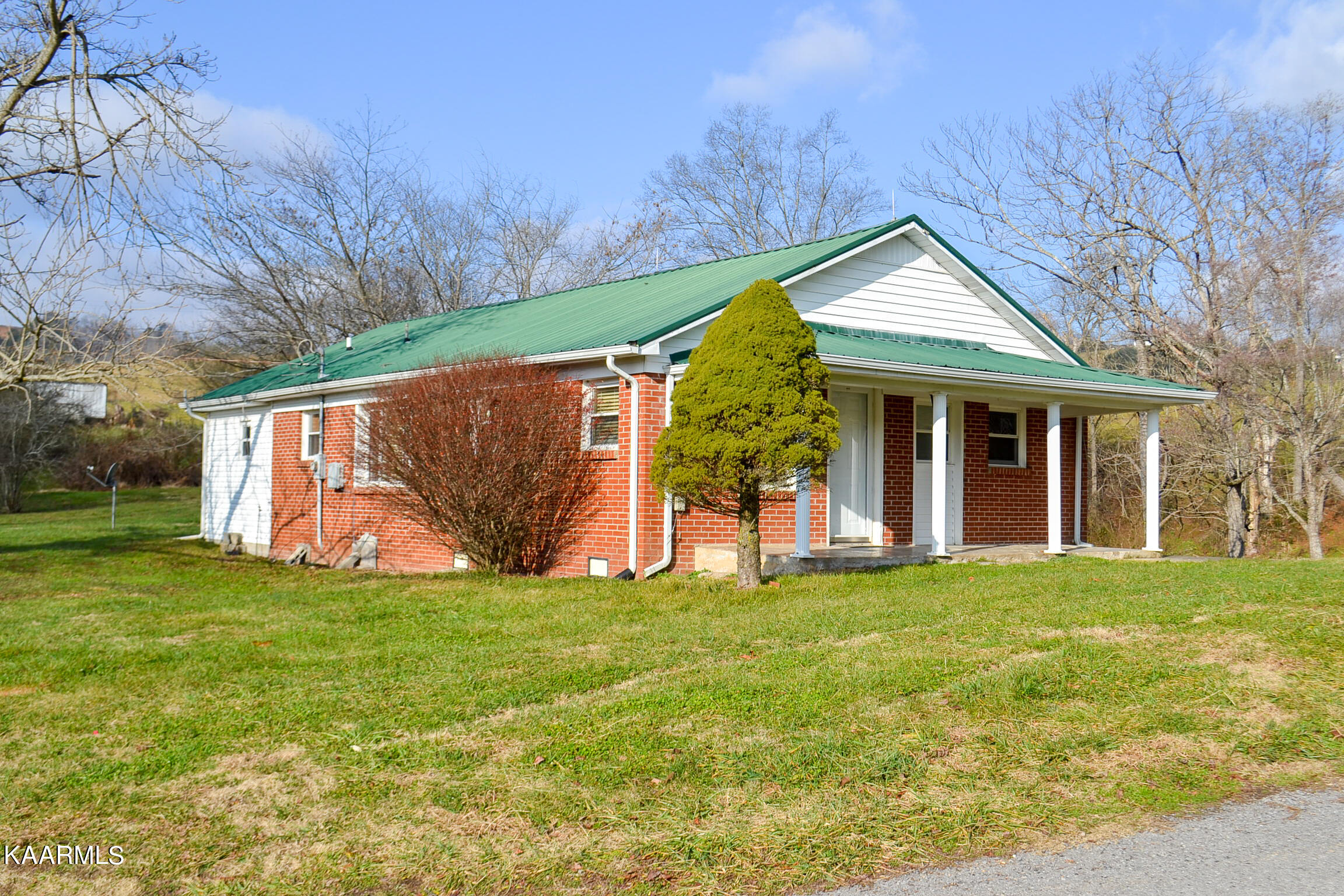 1156 Pump Springs Road Harrogate, TN 37752 - Photo 3 of 42 DSC_0524