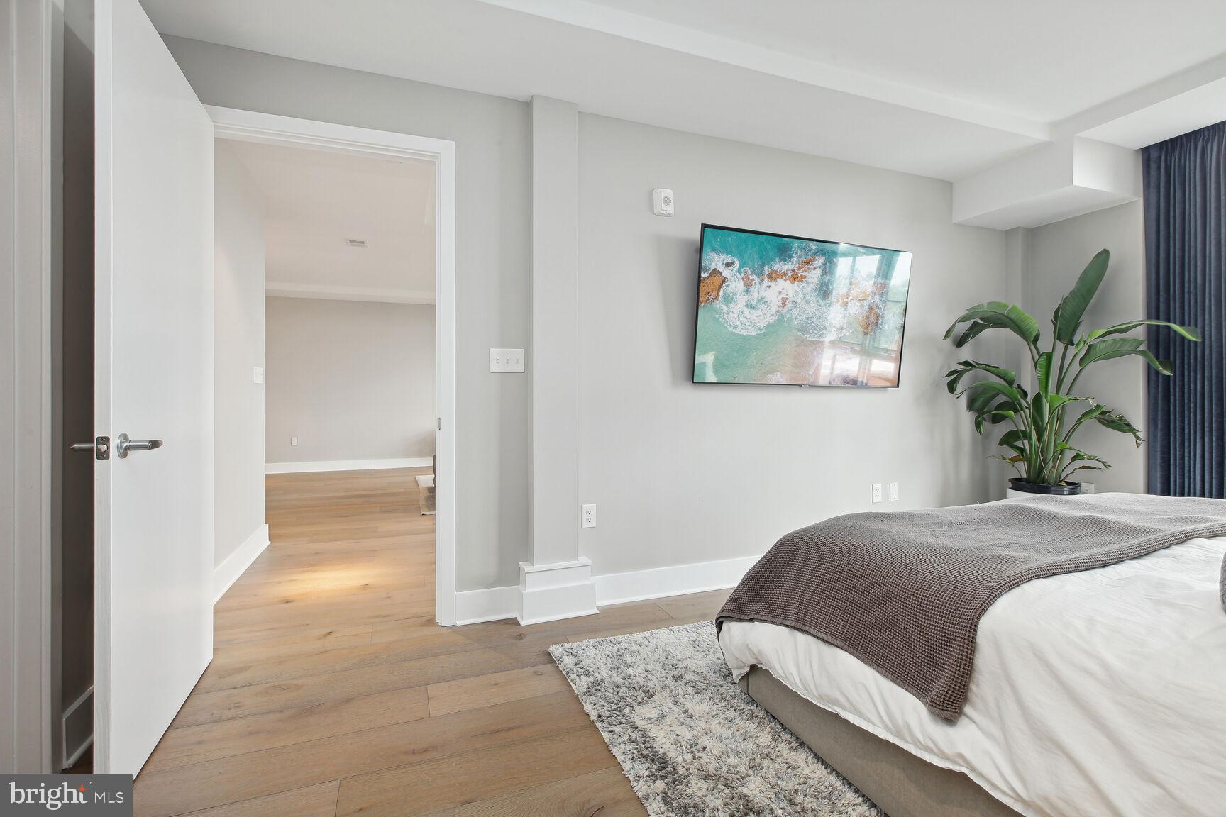 1827 Wiltberger Street Northwest, Unit 405 Washington, DC 20001 - Photo 19 of 51