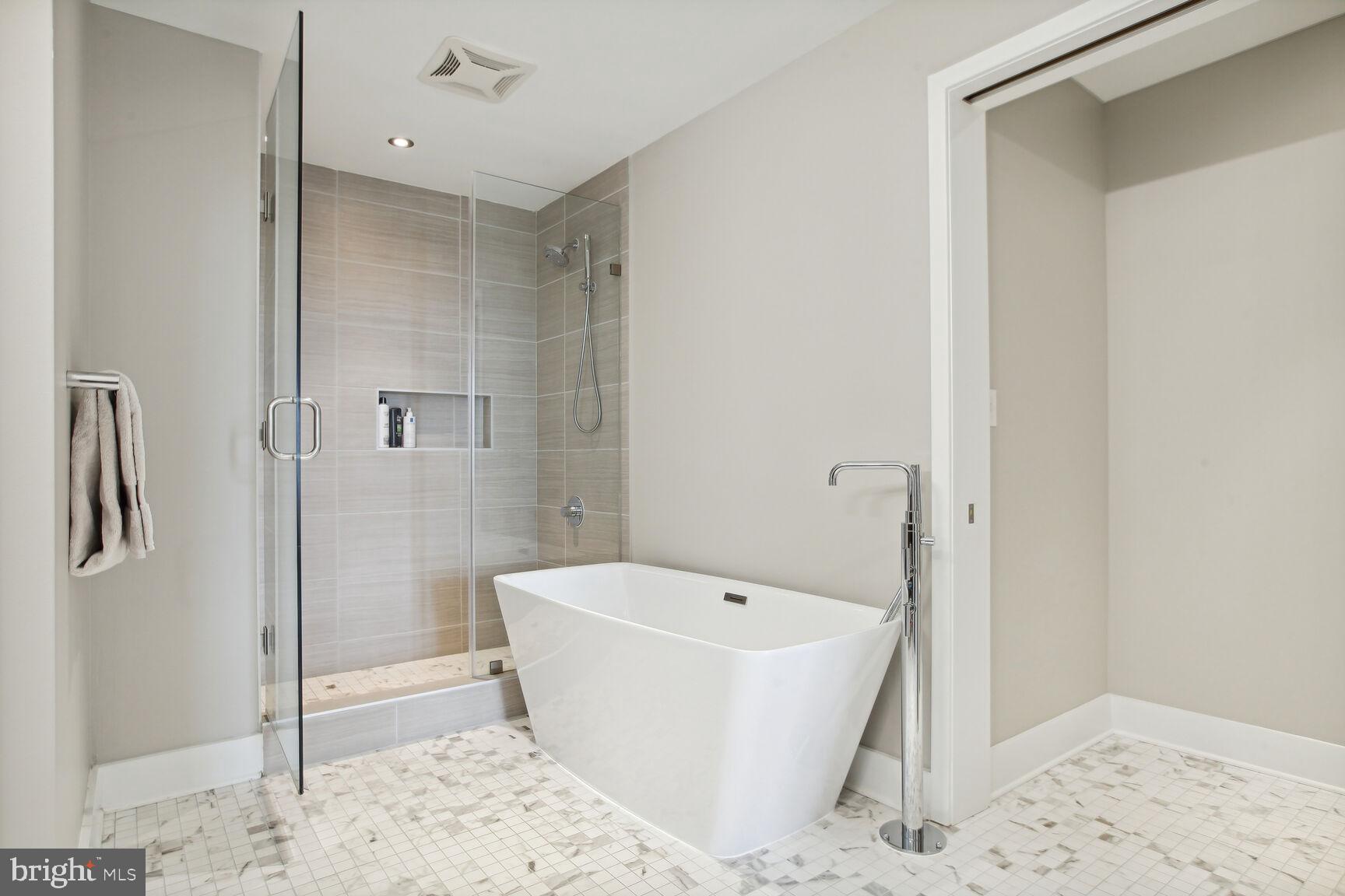 1827 Wiltberger Street Northwest, Unit 405 Washington, DC 20001 - Photo 27 of 51