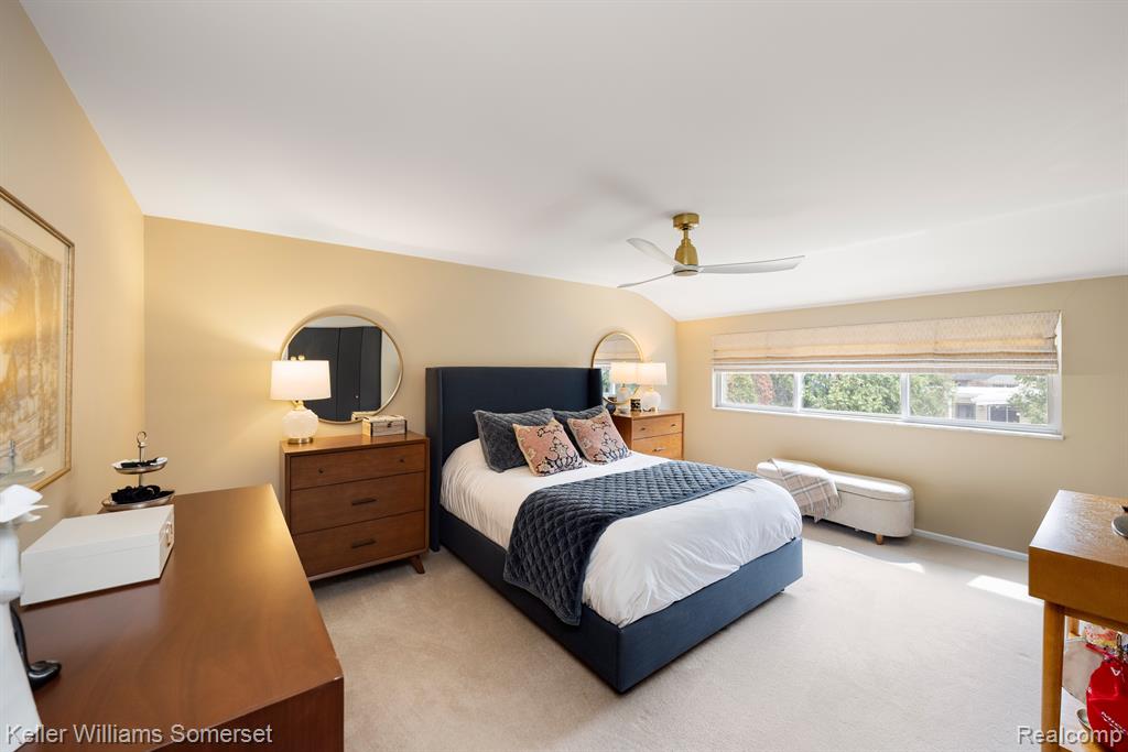 839 Cook Road Grosse Pointe Woods, MI 48236 - Photo 23 of 38