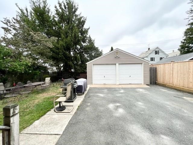 10 Hammond Street, Unit B Newport, RI 02840 - Photo 24 of 24