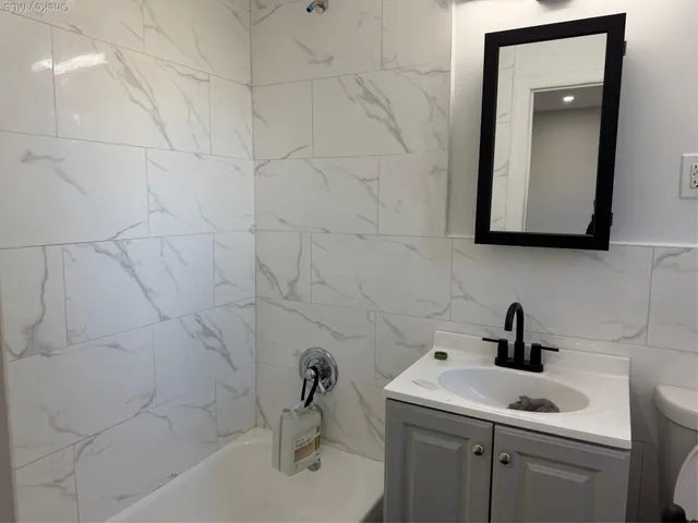 $2,500 | 830 East Broadway, Unit 201, Long Beach, NY 11561