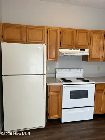 $1,275 | 222 Cape Point Lane, Unit B, Greenville, NC 27858