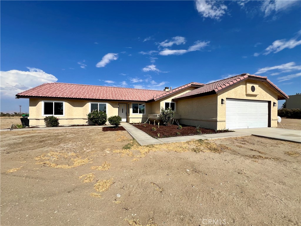 13377 Paramount Road Phelan, CA 92371 - Photo 2 of 40 Gallery Image 2