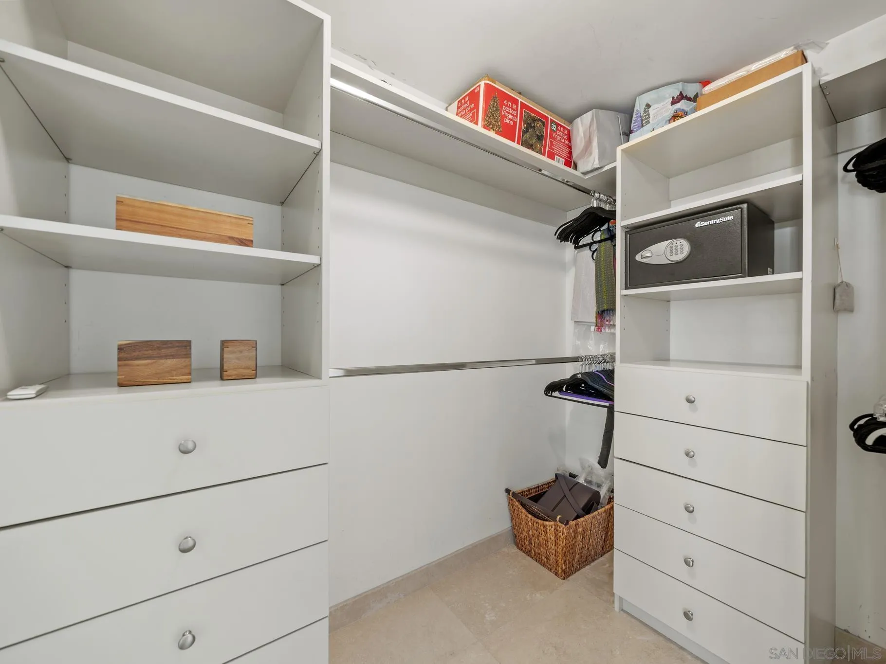 1730 Avenida Del Mundo, Unit 1503 Coronado, CA 92118 - Photo 25 of 47 a view of an empty walk in closet