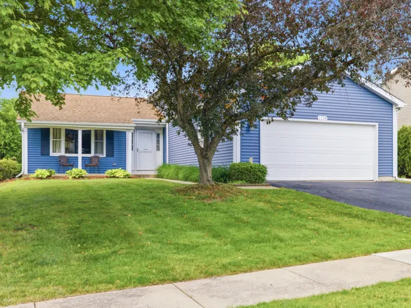 $495,000 | 1158 Pinetree Lane, Bartlett, IL 60103