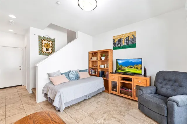 $499,000 | 31170 Strawberry Tree Lane, Unit 67, Temecula, CA 92592