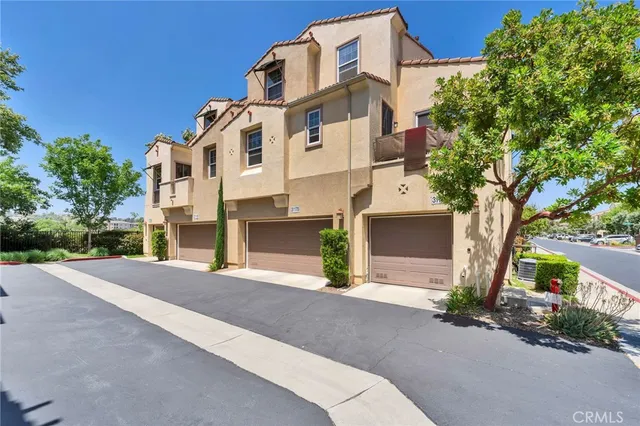 $499,000 | 31170 Strawberry Tree Lane, Unit 67, Temecula, CA 92592
