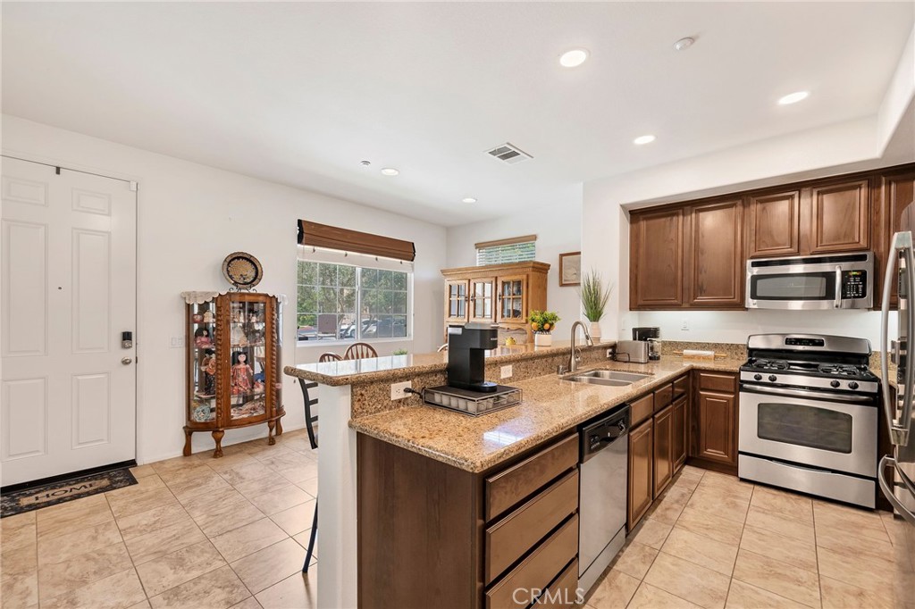 31170 Strawberry Tree Lane, Unit 67 Temecula, CA 92592 - Photo 7 of 36