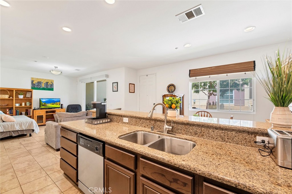 31170 Strawberry Tree Lane, Unit 67 Temecula, CA 92592 - Photo 8 of 36