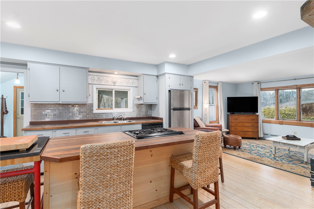 300 Hill Road Burrillville, RI 02830 - Photo 6 of 23