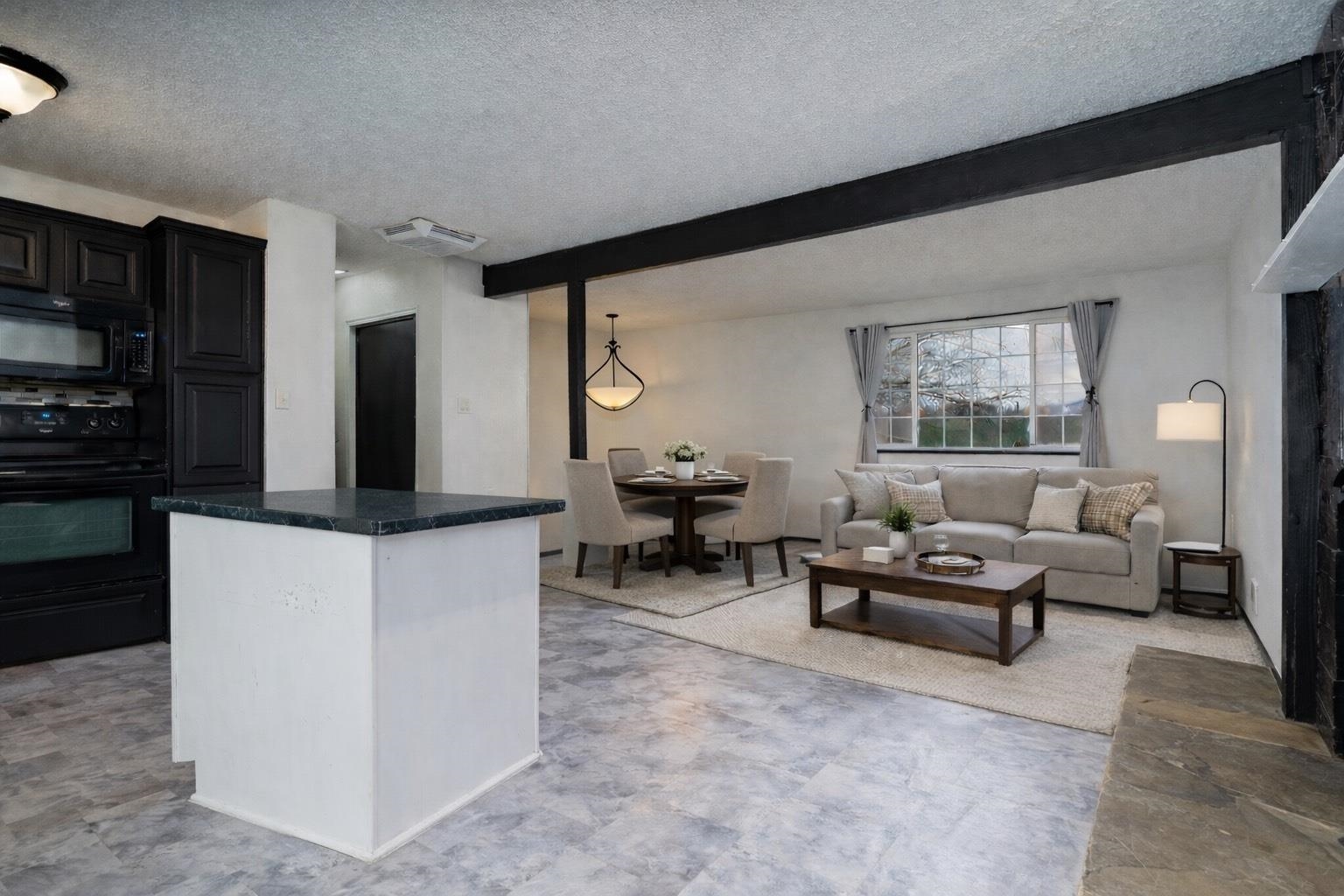 559 Court Road Grand Junction, CO 81501 - Photo 7 of 33