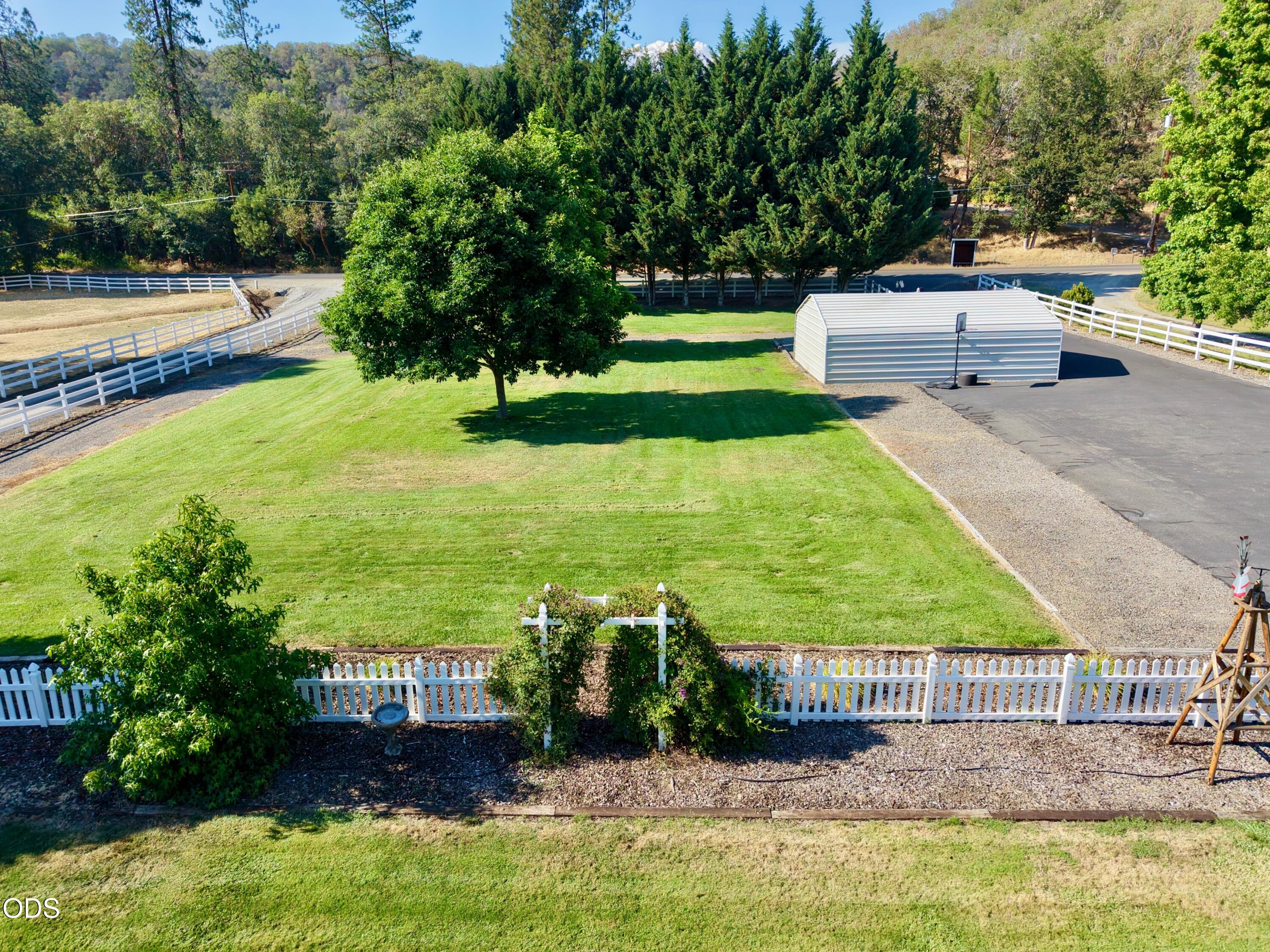 6575 Old Stage Road Central Point, OR 97502 - Photo 53 of 58