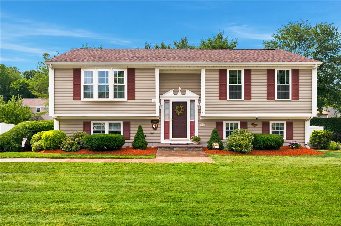 77 Capwell Avenue Woonsocket, RI 02895 - Photo 2 of 25
