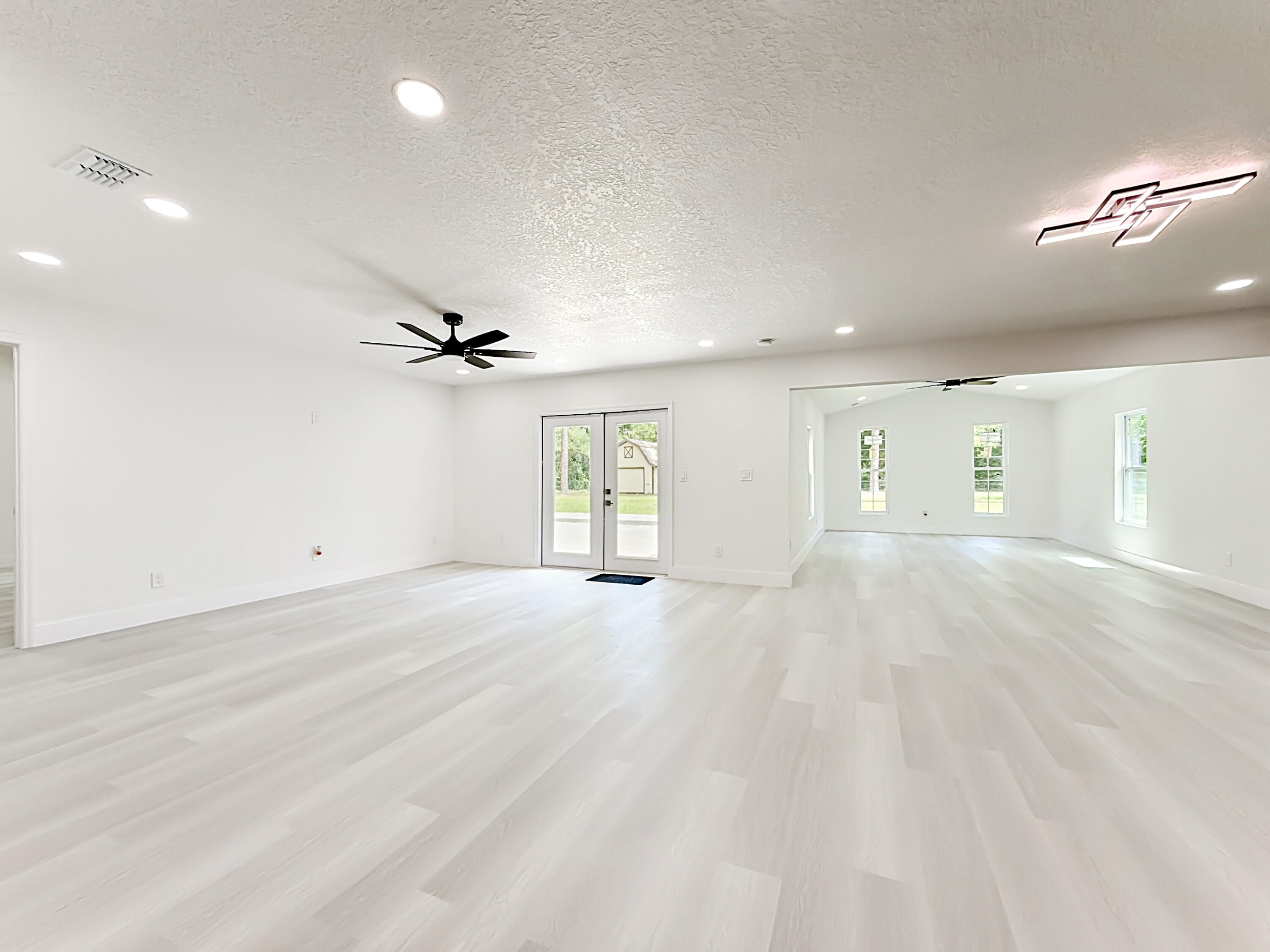 5534 Southwest 31st Street Ocala, FL 34474 - Photo 19 of 57 IMG_0135