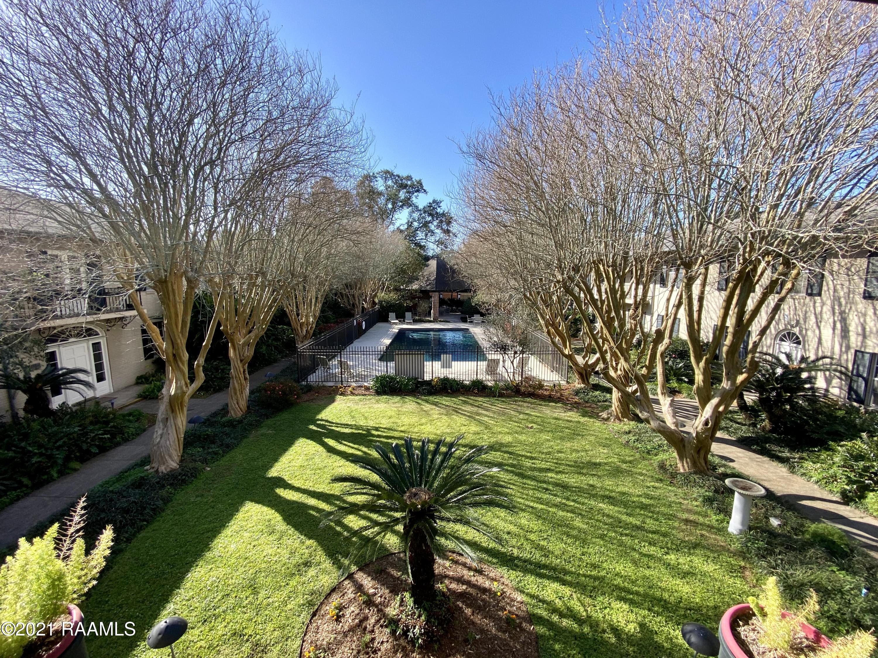 213 Bendel Road, Unit 208 Lafayette, LA 70503 - Photo 17 of 28 8-Balcony Views (2)