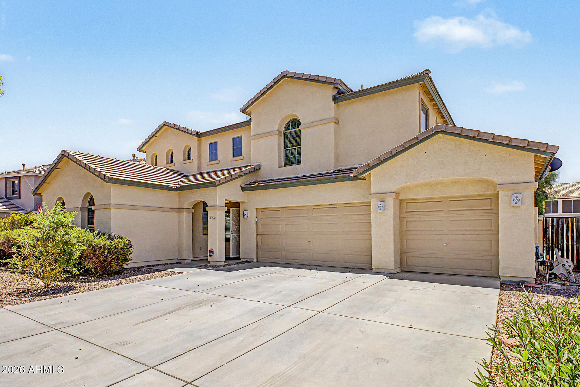 13627 West Calavar Road Surprise, AZ 85379 - Photo 1 of 32 4 - Calavar