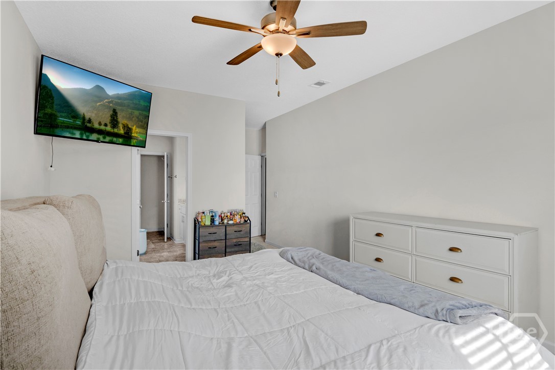 323 Brightleaf Circle Hinesville, GA 31313 - Photo 13 of 26