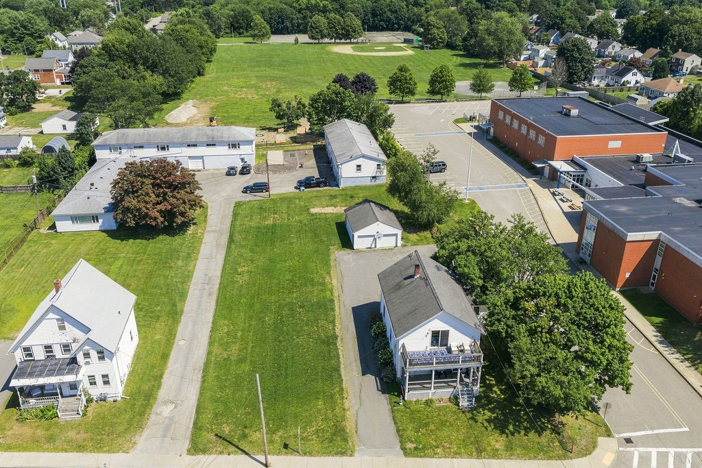 228 Main Road Tiverton, RI 02878 - Photo 33 of 34 Gallery Image 33