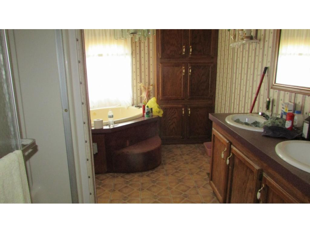 5250 Old Stage Road Chuckey, TN 37641 - Photo 10 of 12 Photo 11