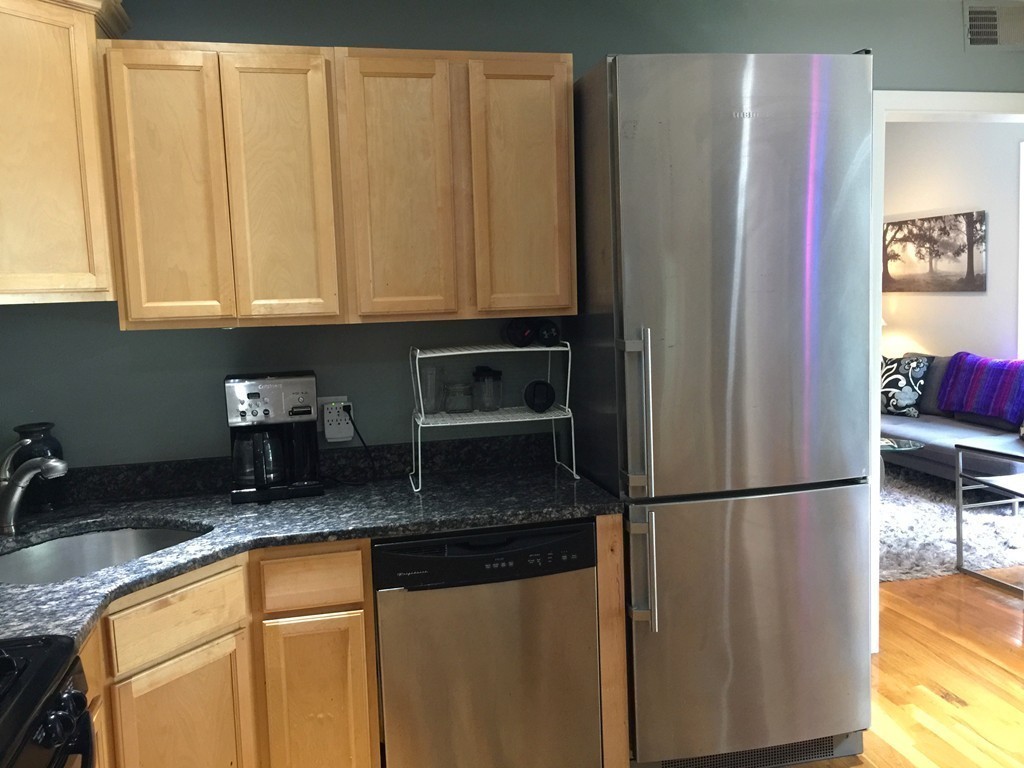 6 Arcadia Street Boston, MA 02119 - Photo 9 of 41