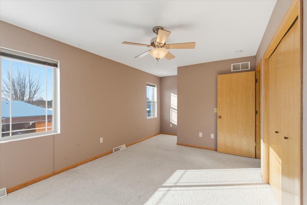 550 Lexington Drive Oregon, WI 53575 - Photo 18 of 52