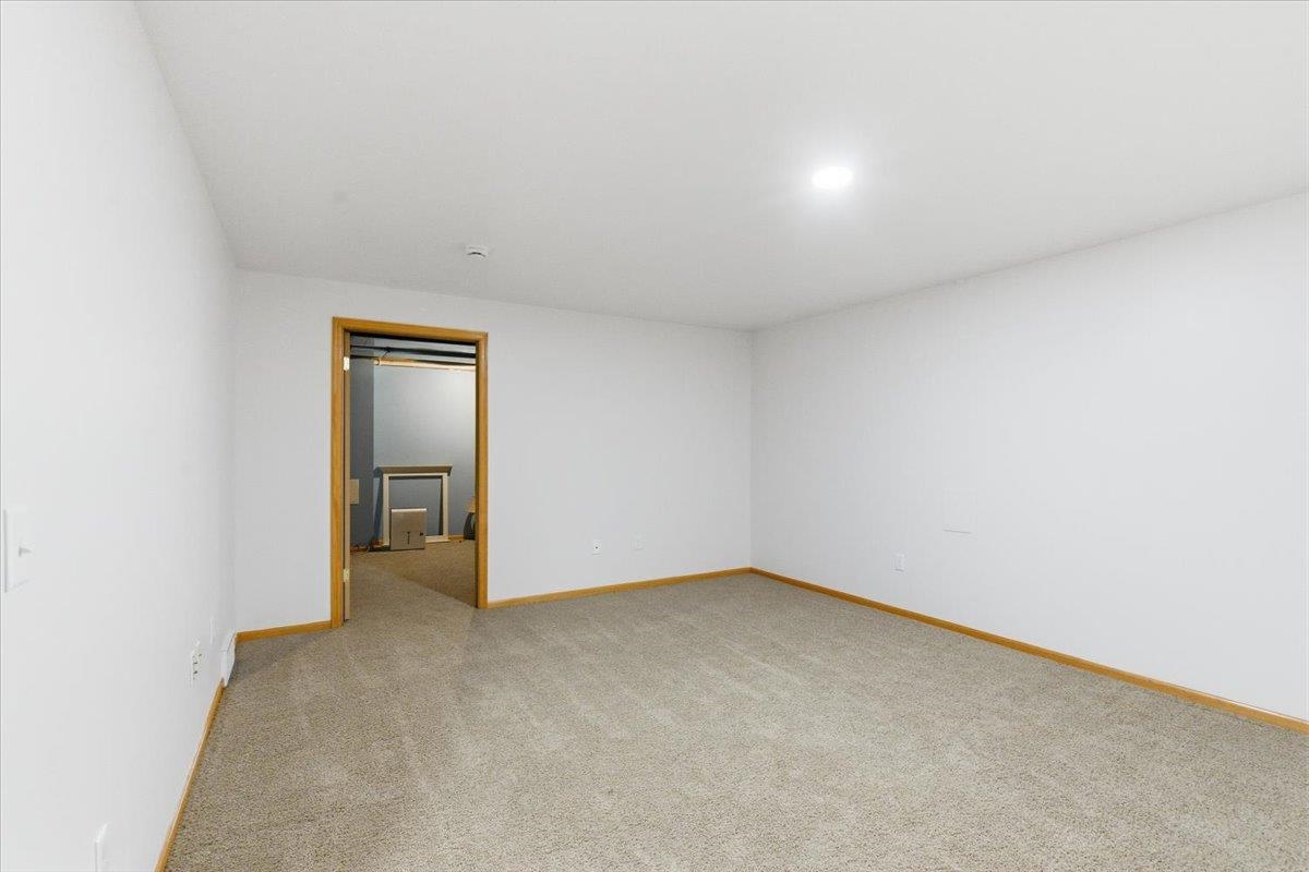 550 Lexington Drive Oregon, WI 53575 - Photo 28 of 52