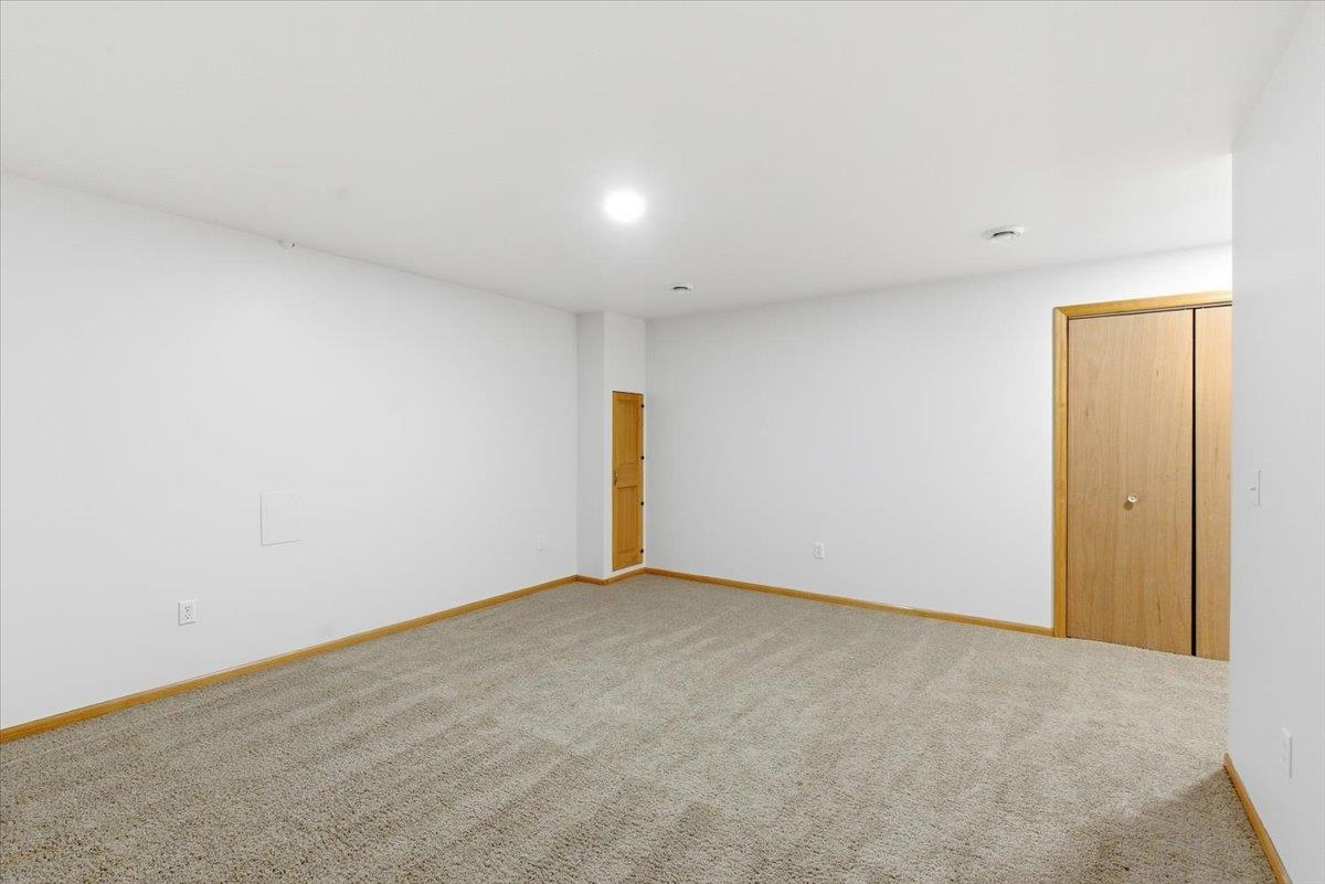 550 Lexington Drive Oregon, WI 53575 - Photo 29 of 52
