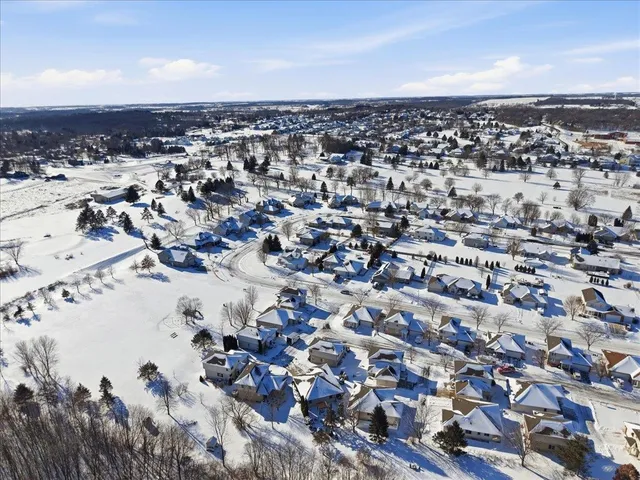 $360,000 | 550 Lexington Drive, Oregon, WI 53575