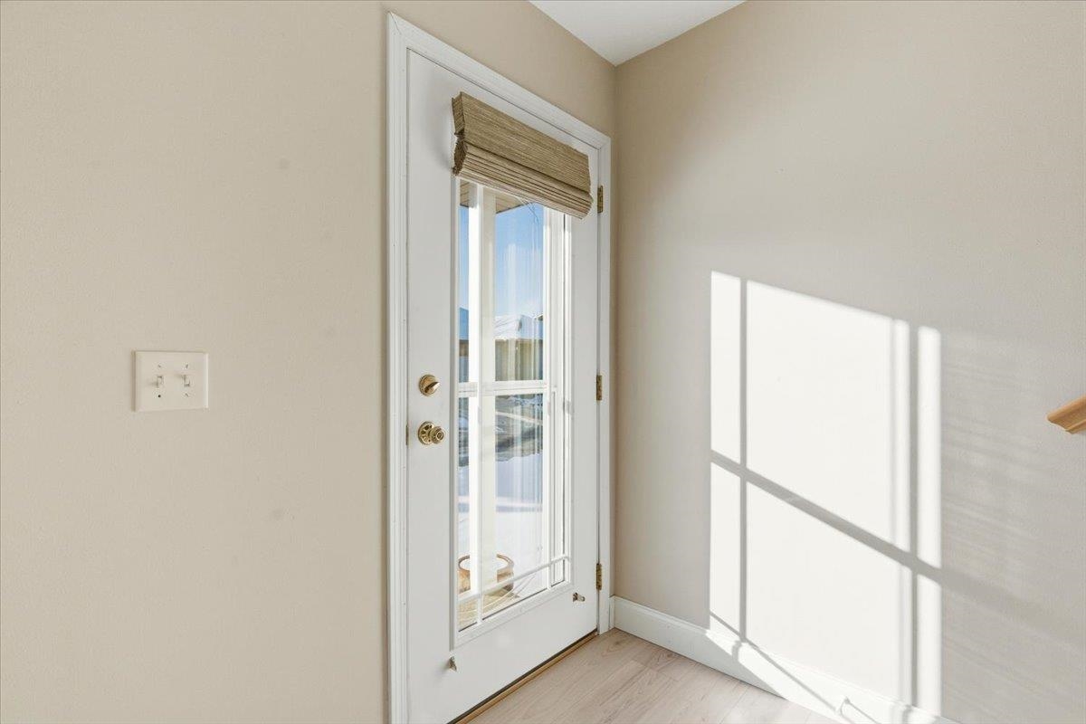 550 Lexington Drive Oregon, WI 53575 - Photo 6 of 52