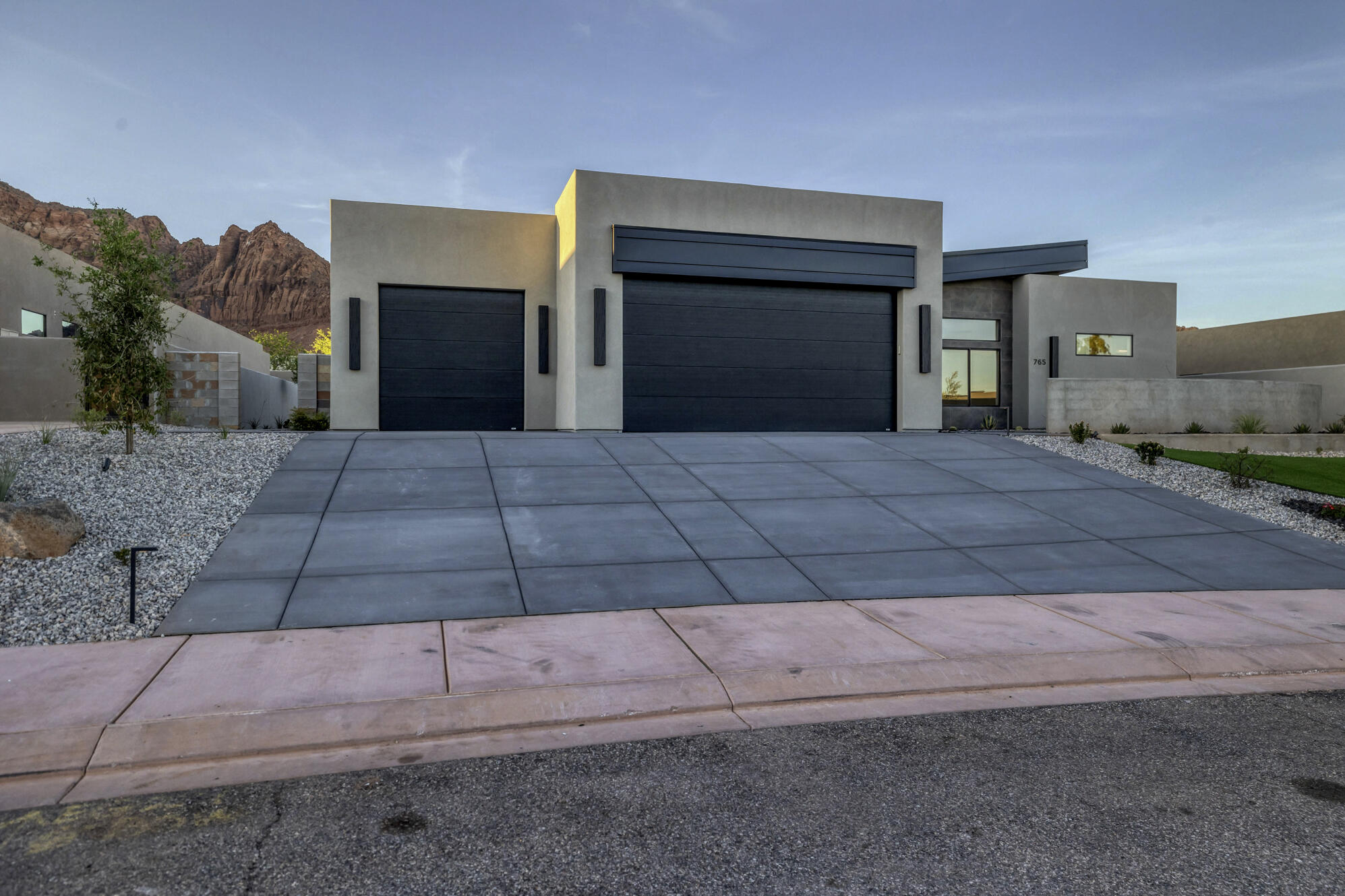 765 Red Wash Circle Ivins, UT 84738 - Photo 5 of 88 3