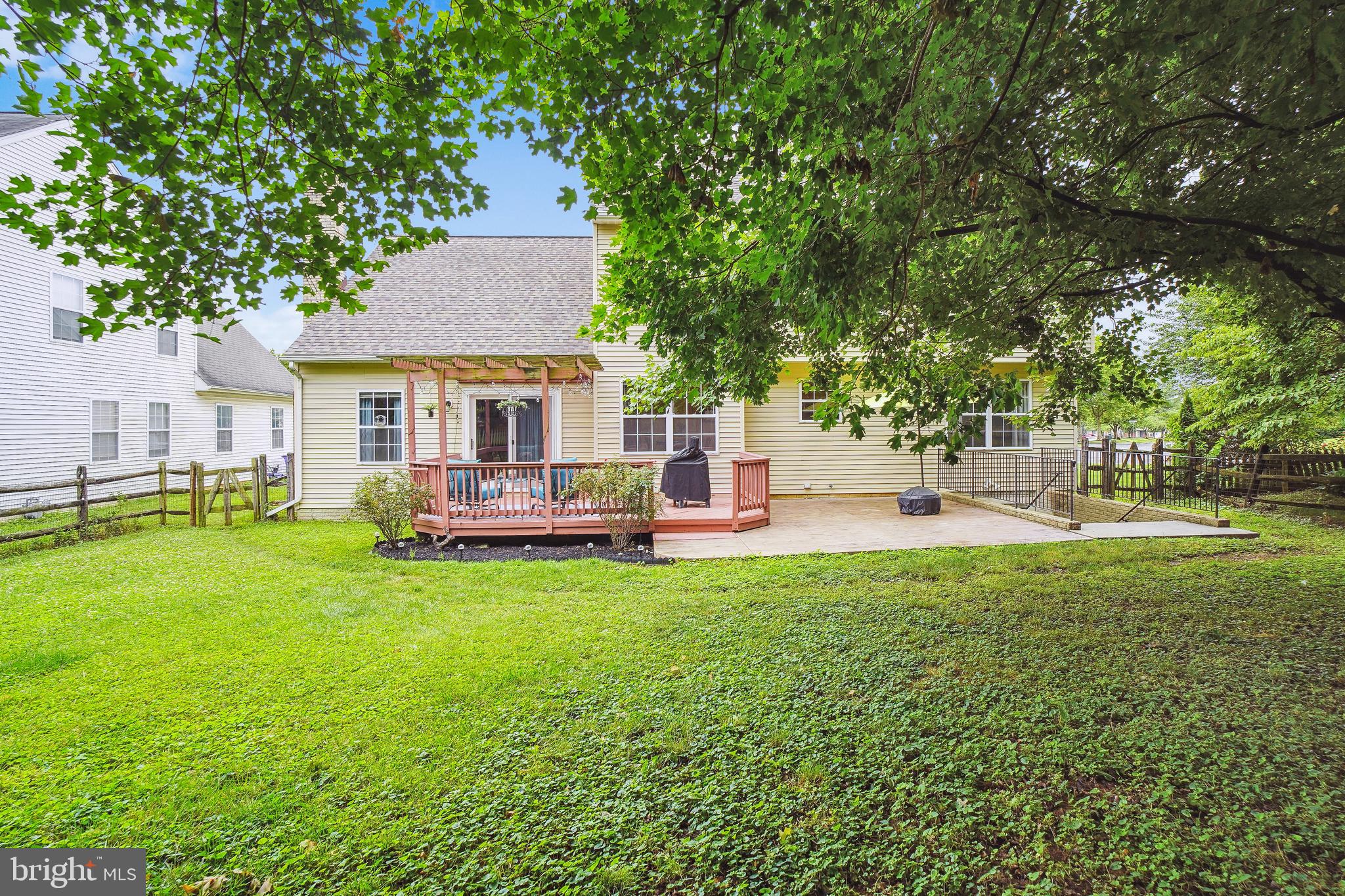 5230 Kingsbrook Drive Frederick, MD 21703 - Photo 53 of 65 Wonderul flat rear yard