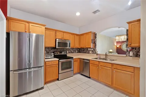 $285,000 | 9838 Roundstone Circle, Fort Myers, FL 33967