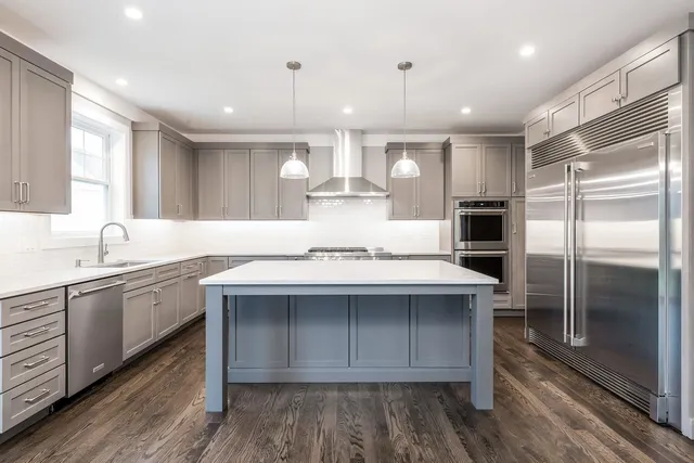 $1,525,000 | 1S730 Milton Avenue, Glen Ellyn, IL 60137