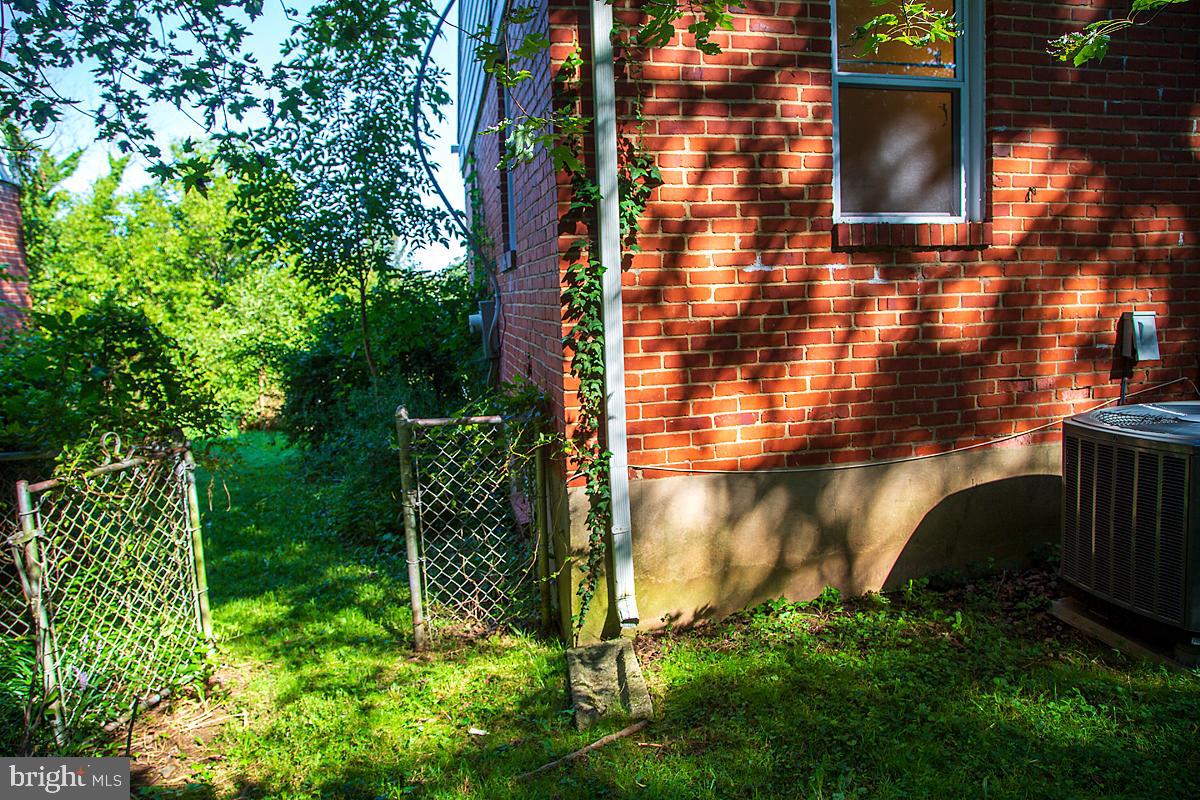 933 Olmstead Road Baltimore, MD 21208 - Photo 24 of 25