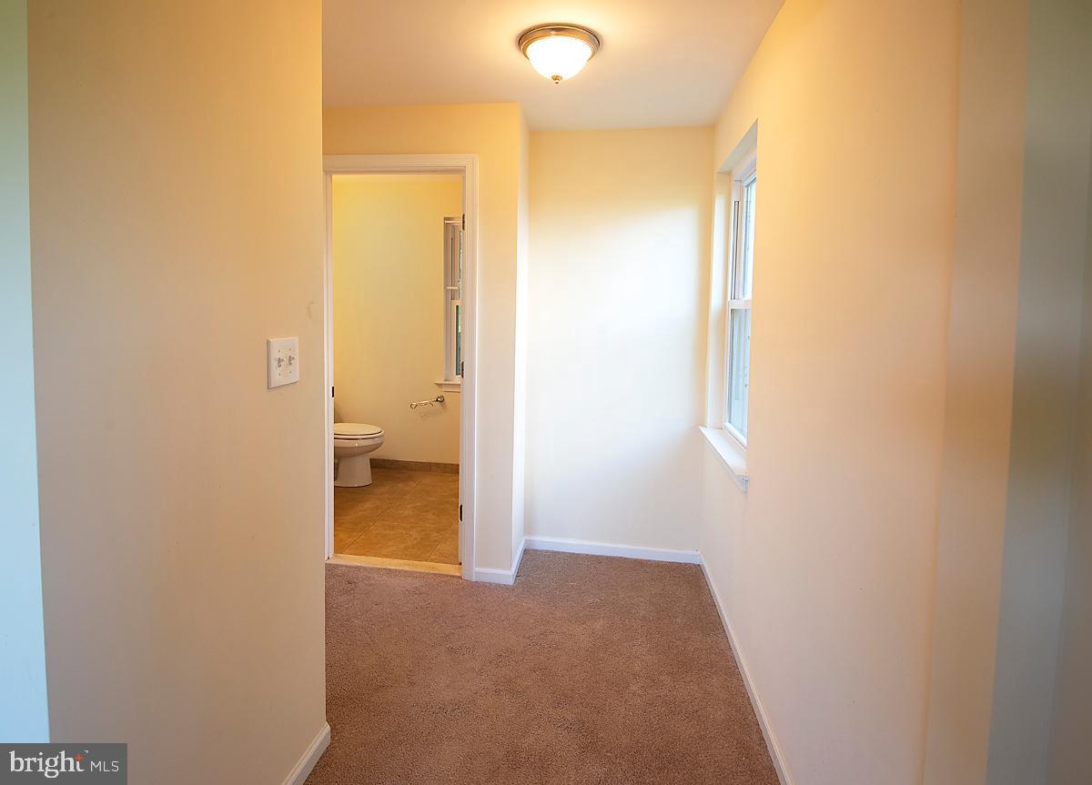 933 Olmstead Road Baltimore, MD 21208 - Photo 9 of 25