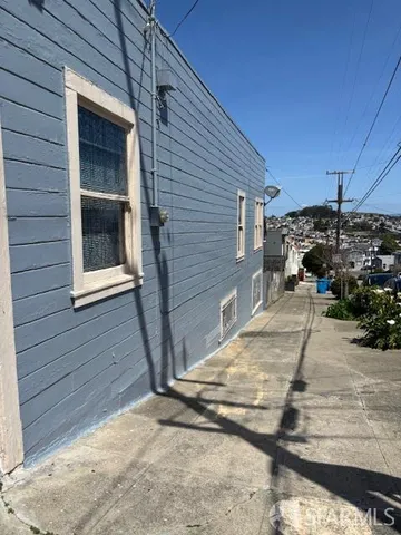 $773,000 | 299 Peru Avenue, San Francisco, CA 94112