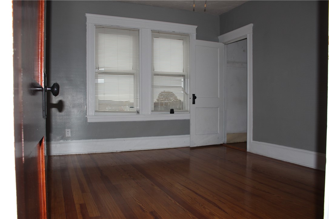 109 Hemond Avenue Woonsocket, RI 02895 - Photo 6 of 34