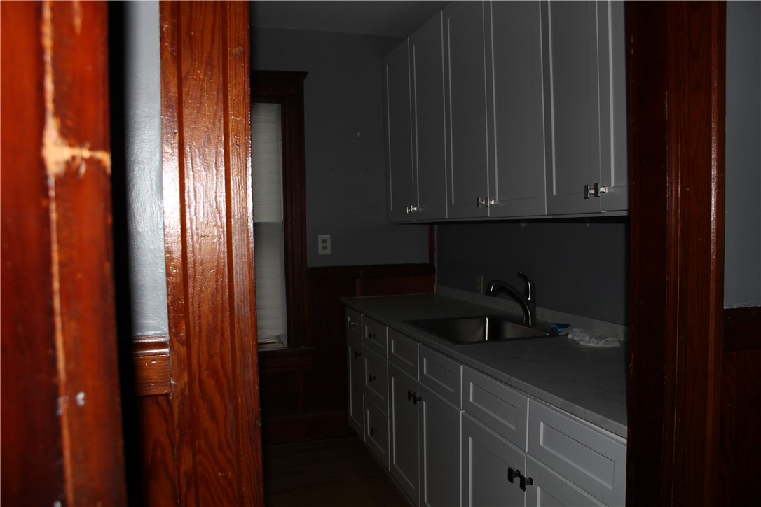 109 Hemond Avenue Woonsocket, RI 02895 - Photo 9 of 34